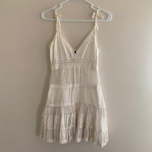 Aziz white dress with lace